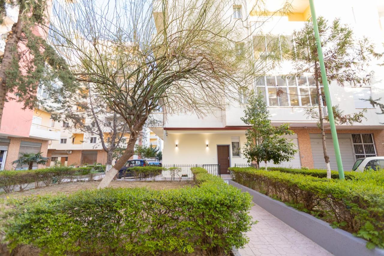 Palm Side Hotel Vlorë 外观 照片