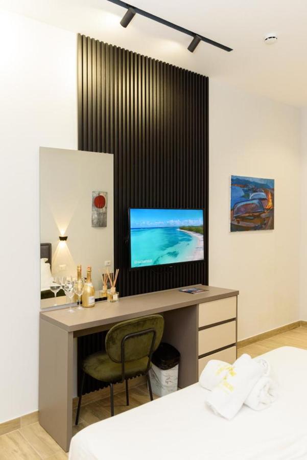 Palm Side Hotel Vlorë 外观 照片