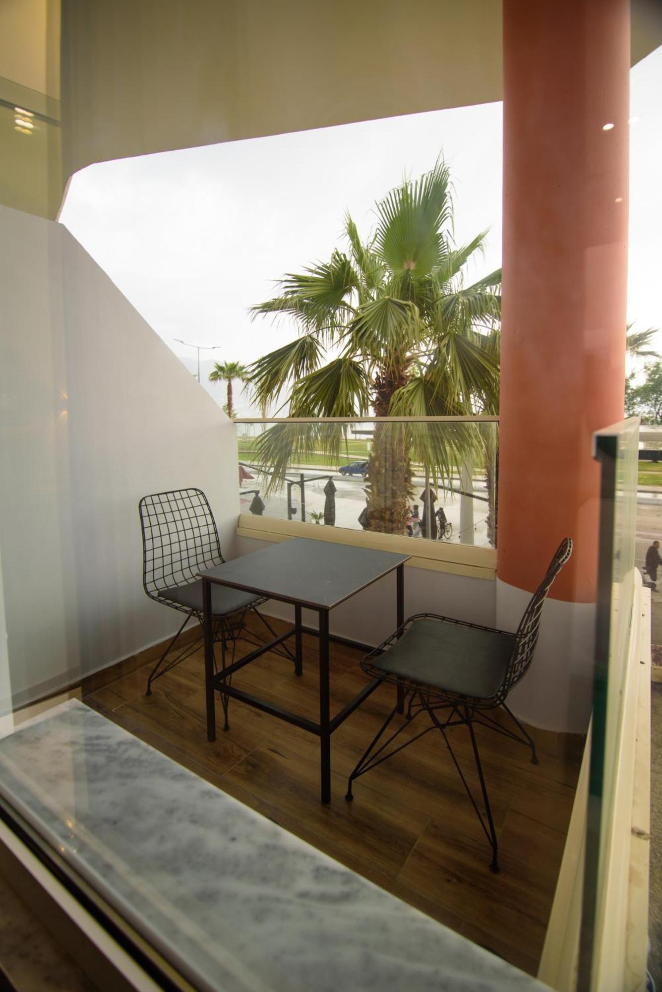 Palm Side Hotel Vlorë 客房 照片